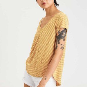 American Eagle Outfitters Short-Sleeve Yellow Striped V-Neck T-Shirt